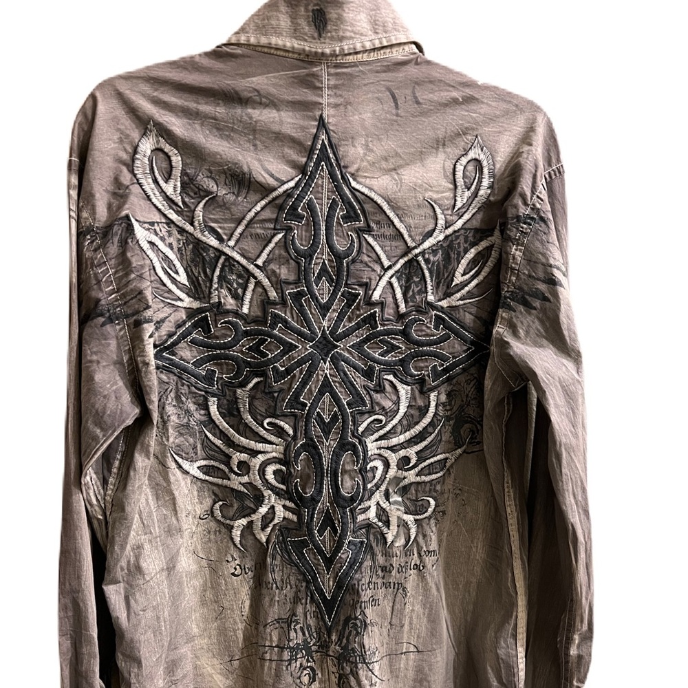 Men’s Roar medium long sleeve shirt
